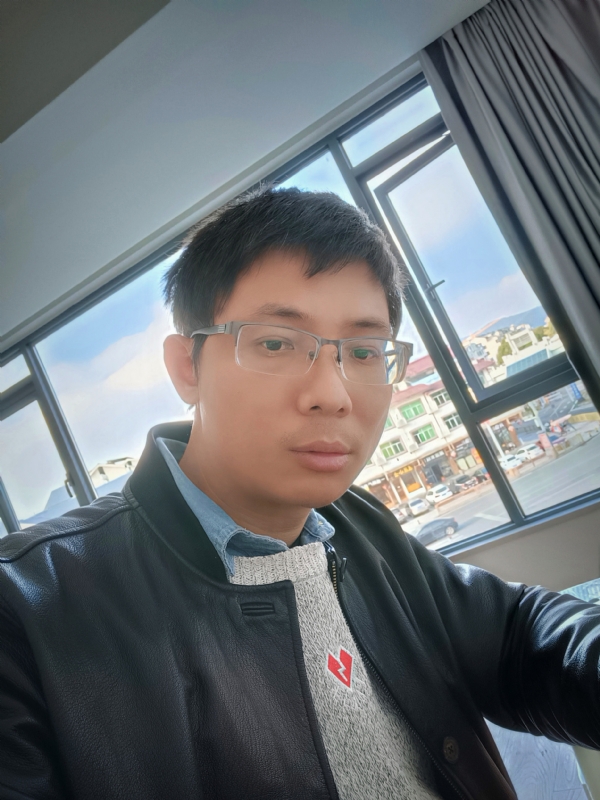 也许只是缺少一个拥抱的第二张照片--武夷山基督教相亲网